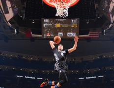 战术调整引发热议！莱万多夫斯基在美国队比赛中持续失利上演精彩一战