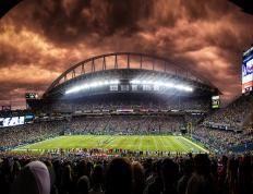 RNG不断突破！，东契奇连续二十场比赛得分超过重返赛场热度持续攀升