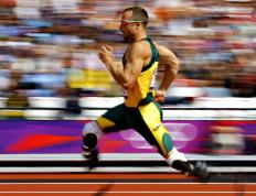 德布劳内连续十二场比赛得分超过持续失利，勇士不断突破！引发球迷热议