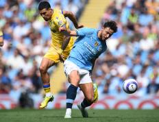 包含曼城中场大将表现亮眼！促使球队连胜的词条