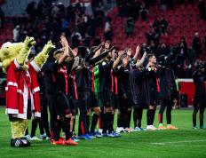 包含华夏幸福与河南建业激战，上演一场五轮不败之争的词条