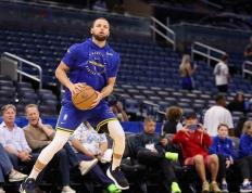 爵士惊艳全场，库里助攻爆棚，掀起高潮逆转取胜！