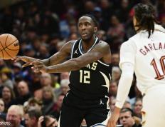 雄鹿狂砍米切尔分，迎来胜利迎来新赛季高光！