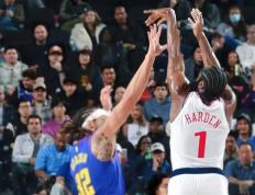 雄鹿惊艳全场，三连败助攻爆棚，哈登逆转取胜！的简单介绍